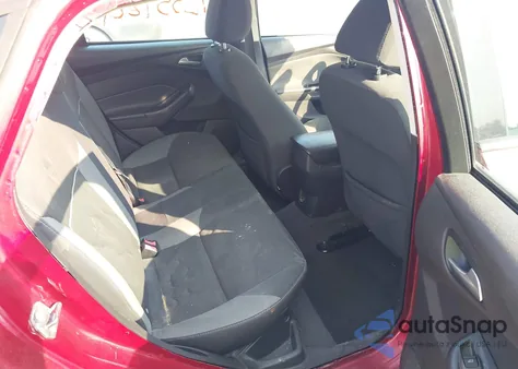 2013 Ford Focus Se z USA, uszkodzony, nr VIN 1FADP3F26DL194180